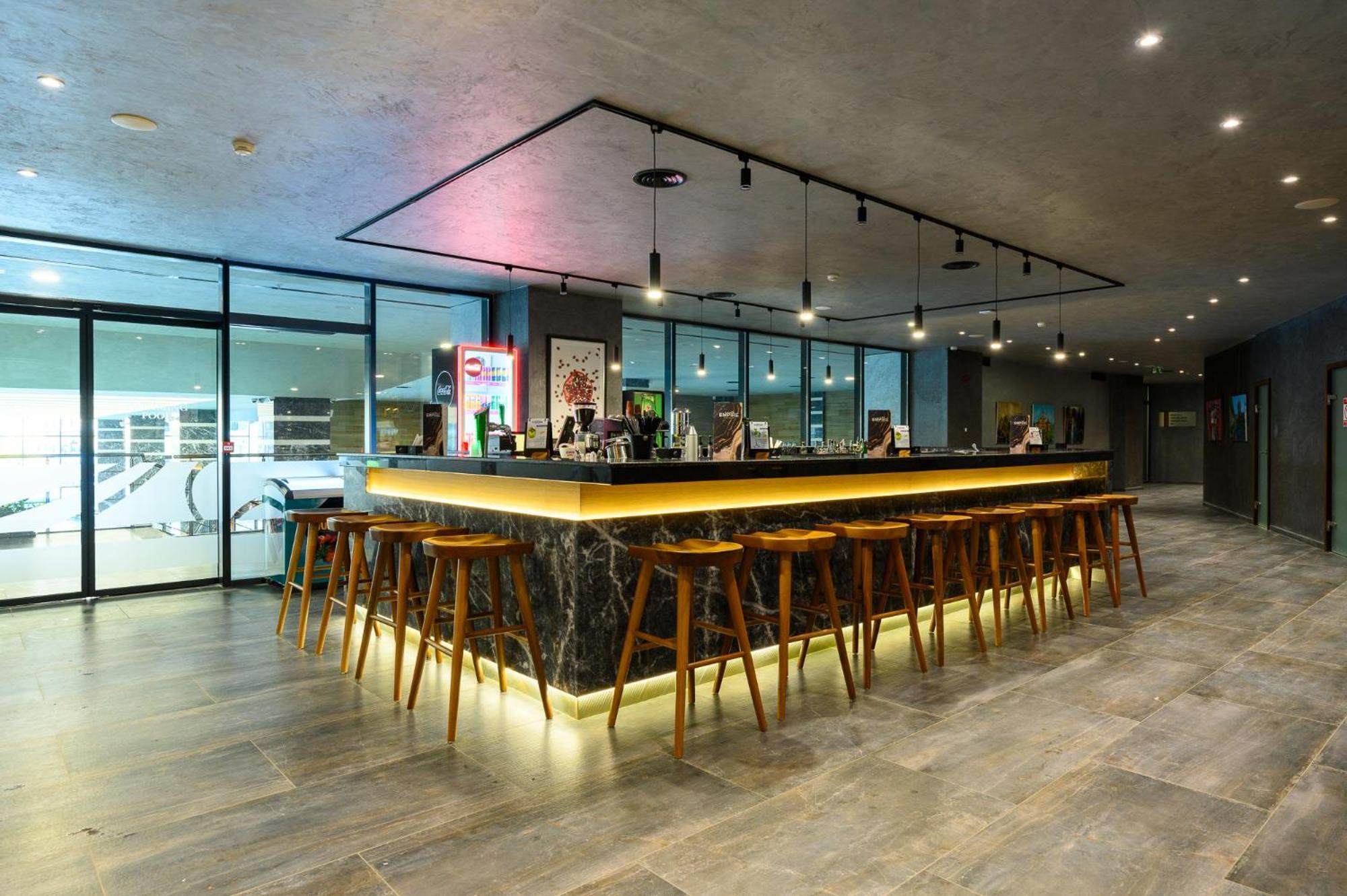 Empire Balneo & Spa Hotel Chisarja Exteriér fotografie